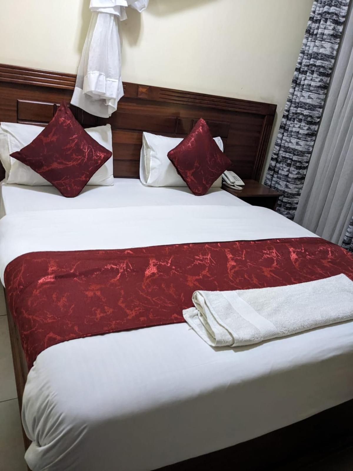 Epitome Times Hotel Nairobi Ngoại thất bức ảnh