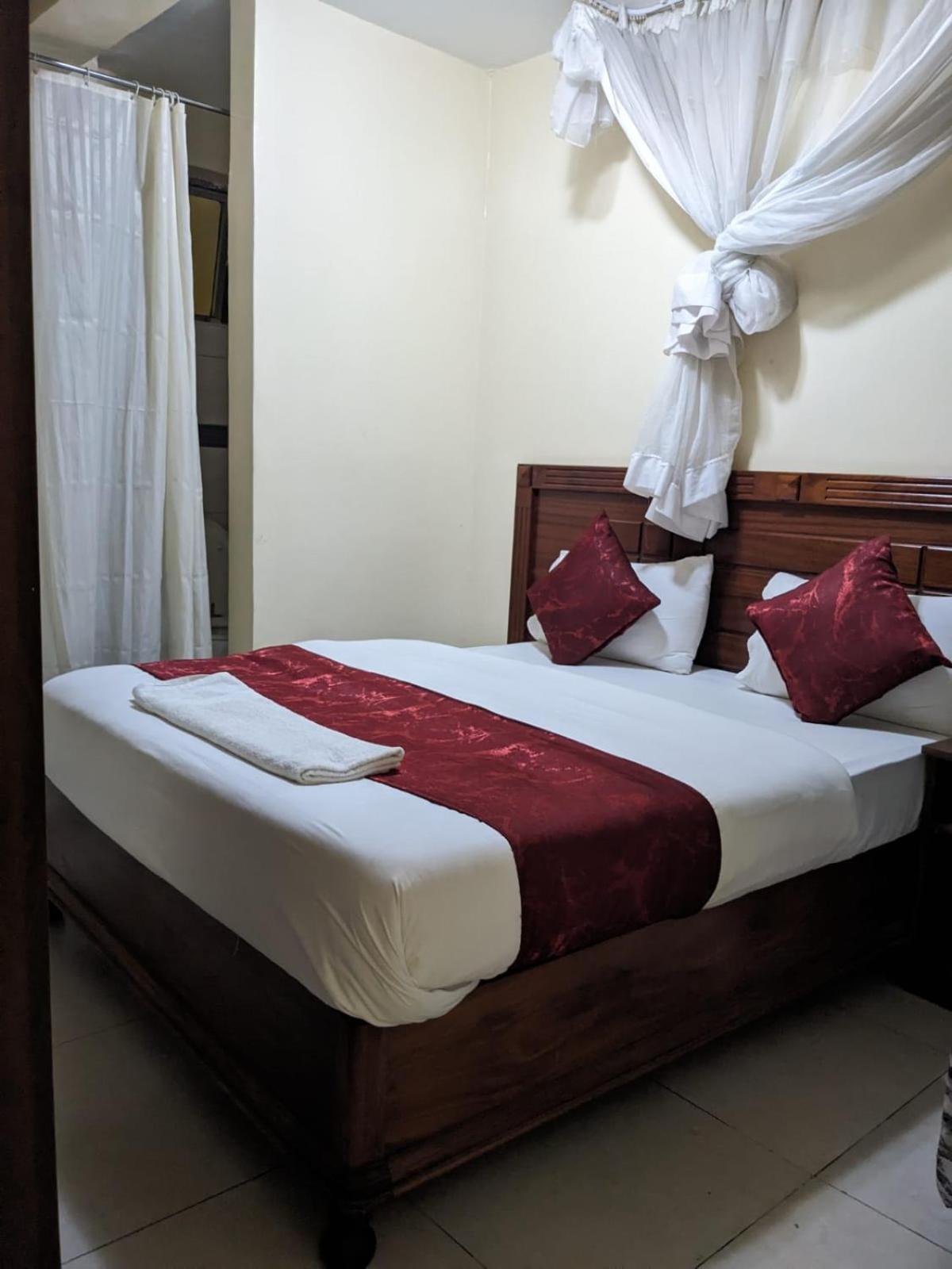Epitome Times Hotel Nairobi Ngoại thất bức ảnh