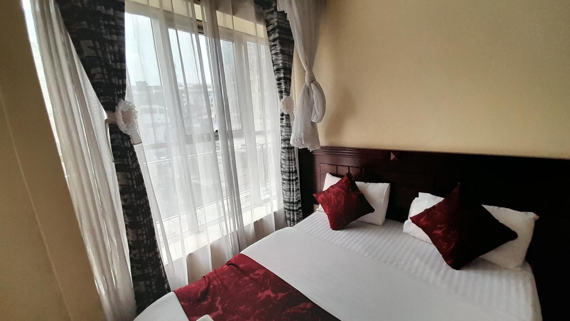 Epitome Times Hotel Nairobi Ngoại thất bức ảnh